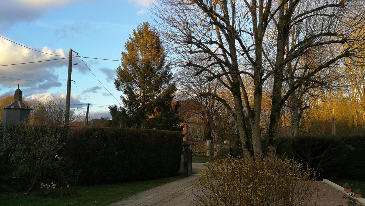 Domaine Du Carouge Hotel Lirey Exterior photo